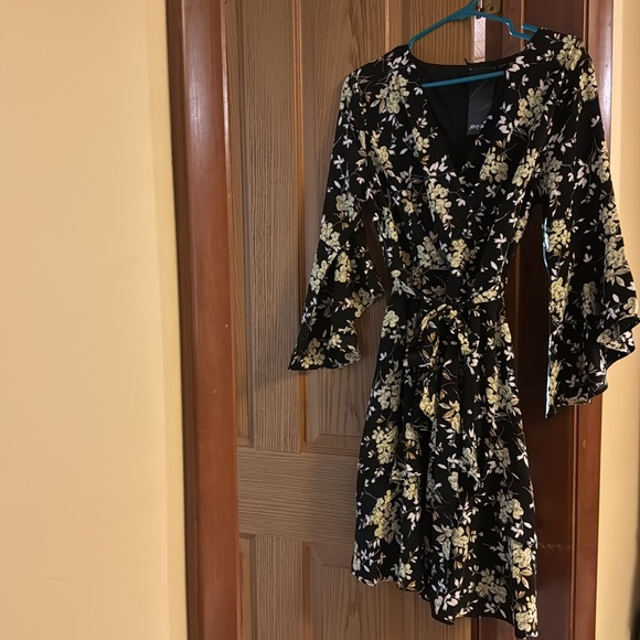 QED London NWT flare  black & tan floral print dress. Sz 14. UK and 10 US Lined. - Picture 10 of 14